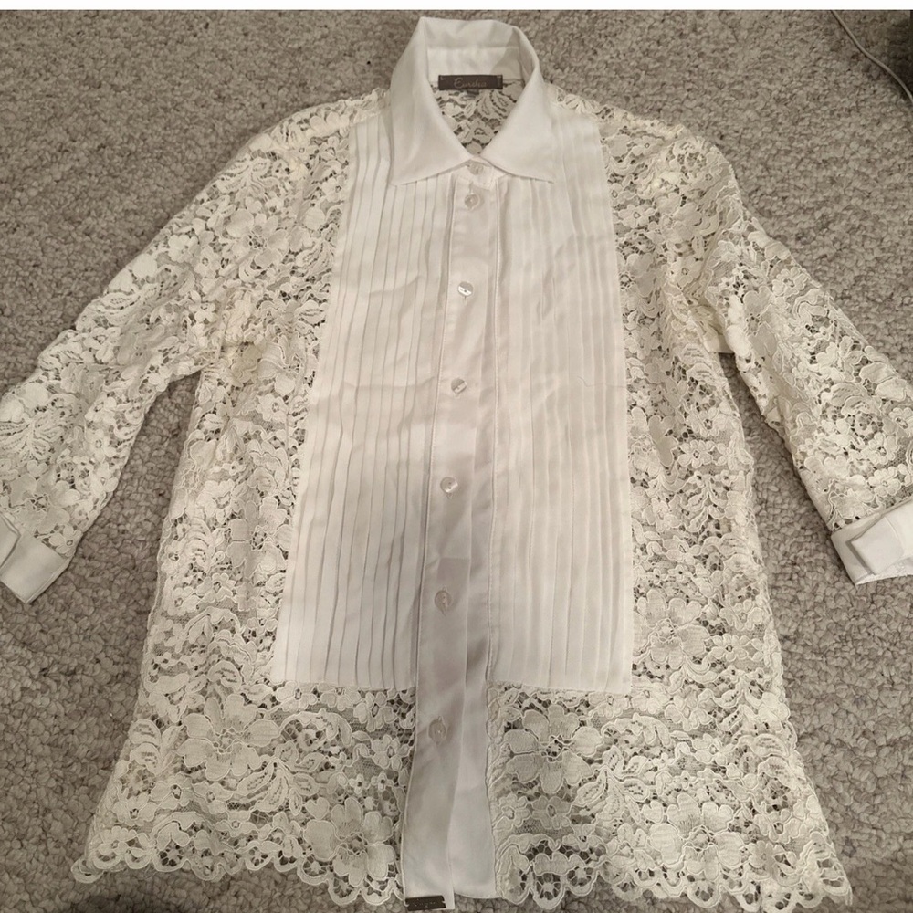 Elegant Lace Button-Up Blouse guipure Top White Accordion Neiman Marcus Small 42